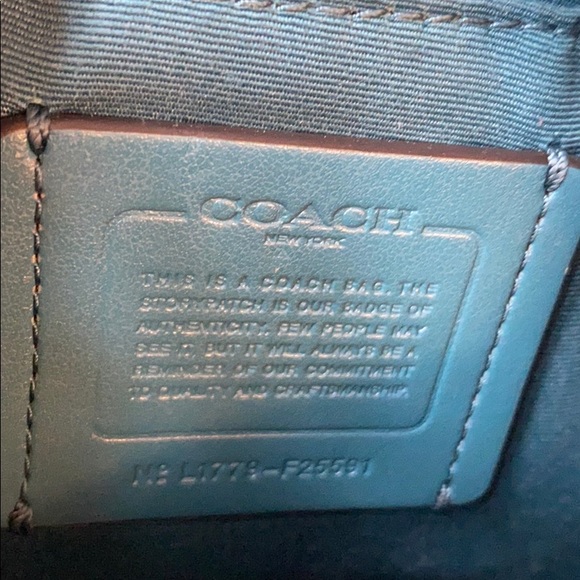 Authentic coach clutch - Picture 3 of 10